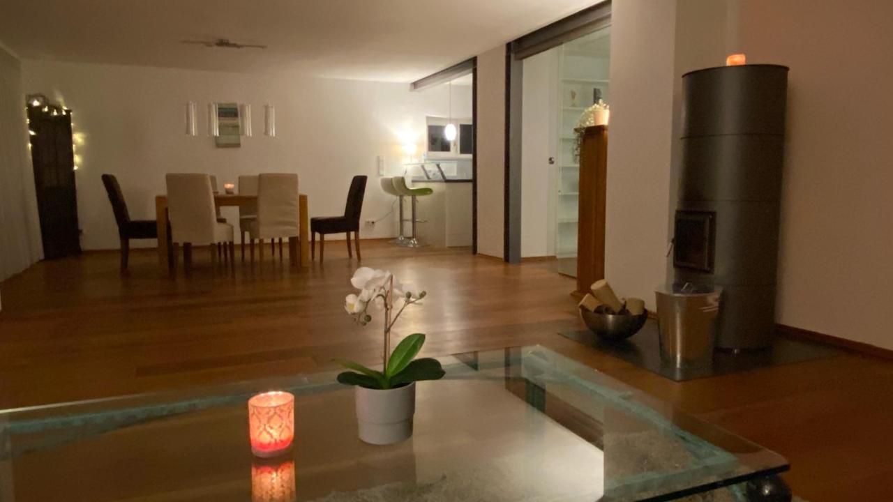 Laber Fewo Luxus Wohnung Im Eigenen Ferienhaus, 120 Qm, Naehe Regensburg Mit Balkon, Terrasse & Garten, Gute Zuganbindung מראה חיצוני תמונה